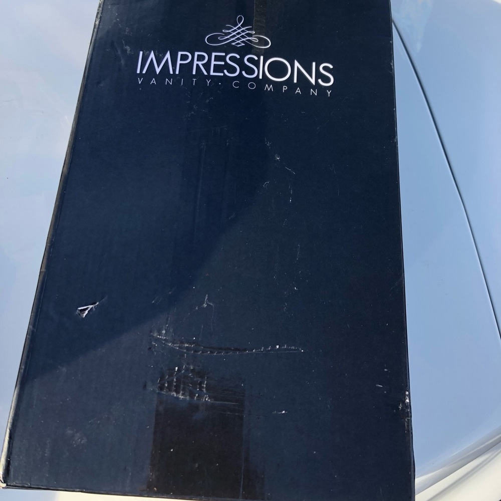 Impressions Vanity